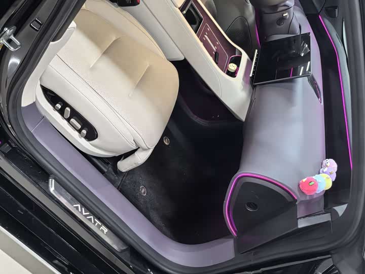 Фото 7 - Avatr 12