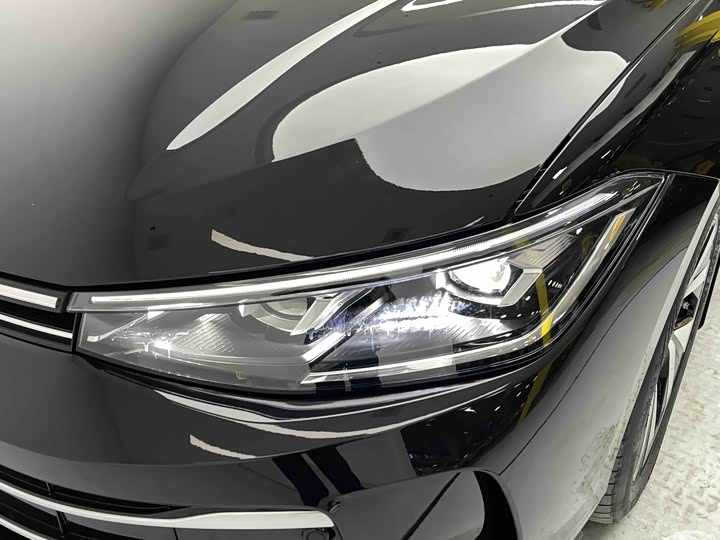 Фото 5 - Volkswagen Passat