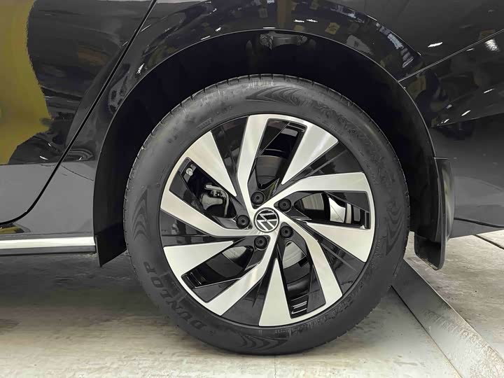 Фото 6 - Volkswagen Passat