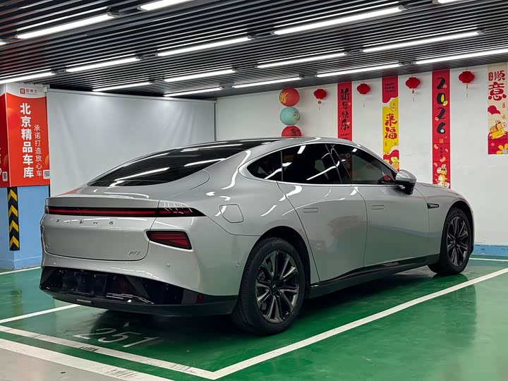 Фото 5 - XPeng P7