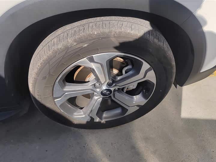 Фото 6 - Hyundai Santa Fe