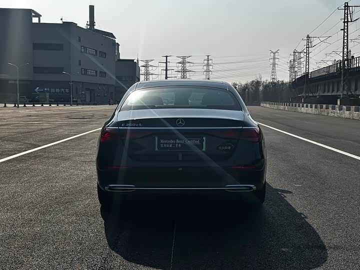 Фото 8 - Mercedes-Benz E-Class Hybrid