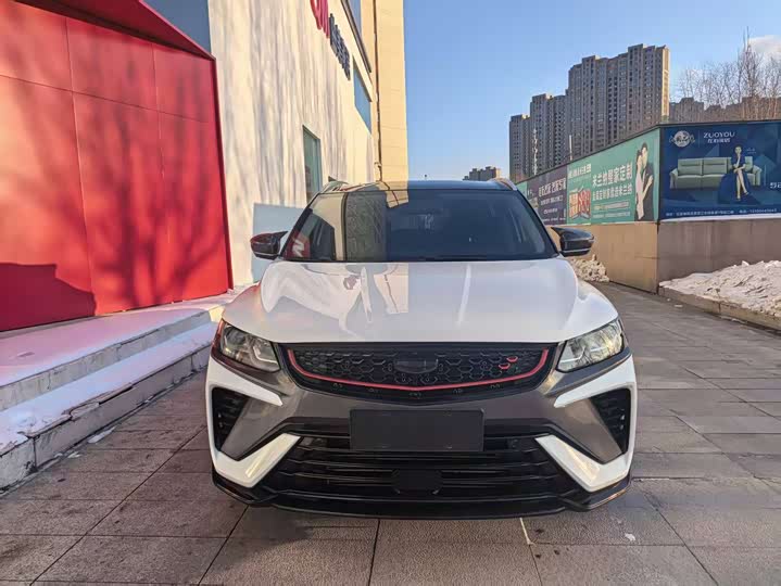 Фото 2 - Geely Coolray