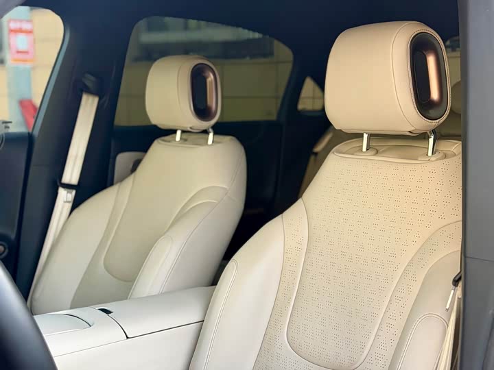 Фото 8 - Smart #1