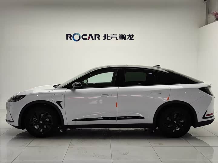 Фото 3 - BAIC Arcfox Alpha S