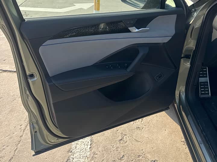 Фото 8 - Volkswagen Tayron