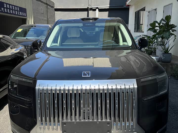 Фото 2 - Zeekr 9X