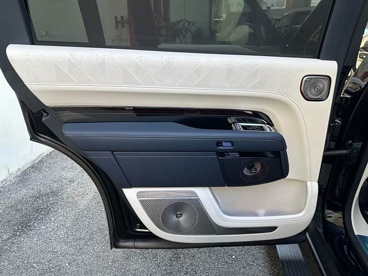 Фото 7 - Zeekr 9X