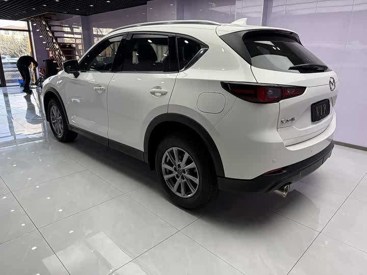 Photo 4 - Mazda CX-5