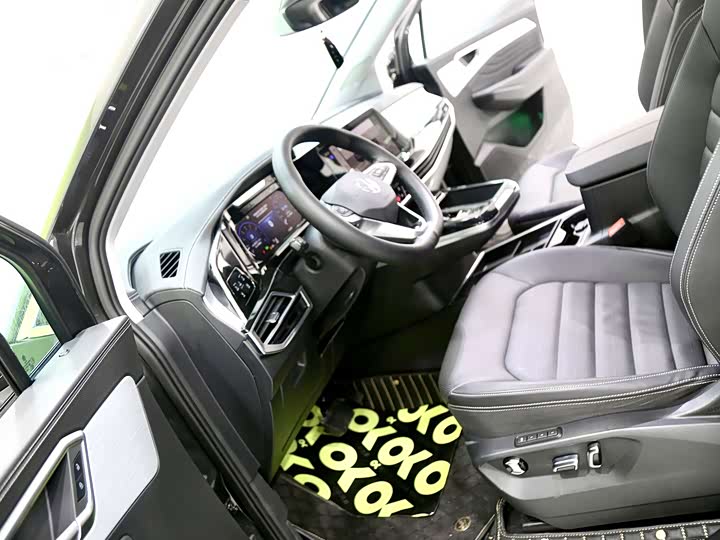 Photo 6 - Volkswagen Talagon