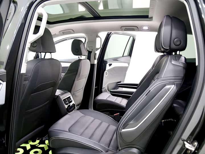 Photo 9 - Volkswagen Talagon