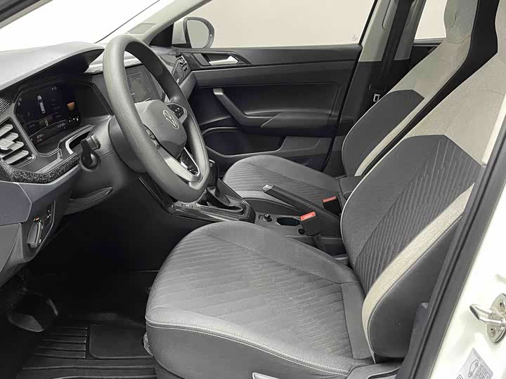 Фото 9 - Volkswagen Lavida