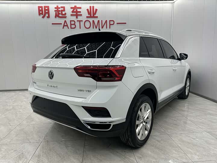 Фото 7 - Volkswagen T-Roc