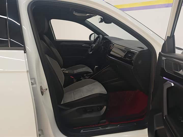 Фото 8 - Volkswagen Tayron