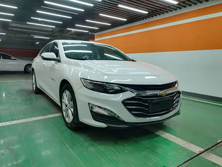 Фото 3 - Chevrolet Malibu XL