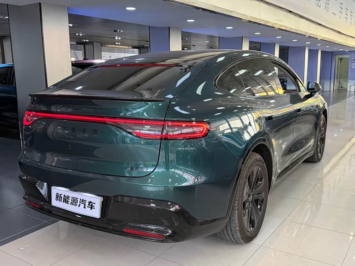 Фото 5 - Luxeed R7