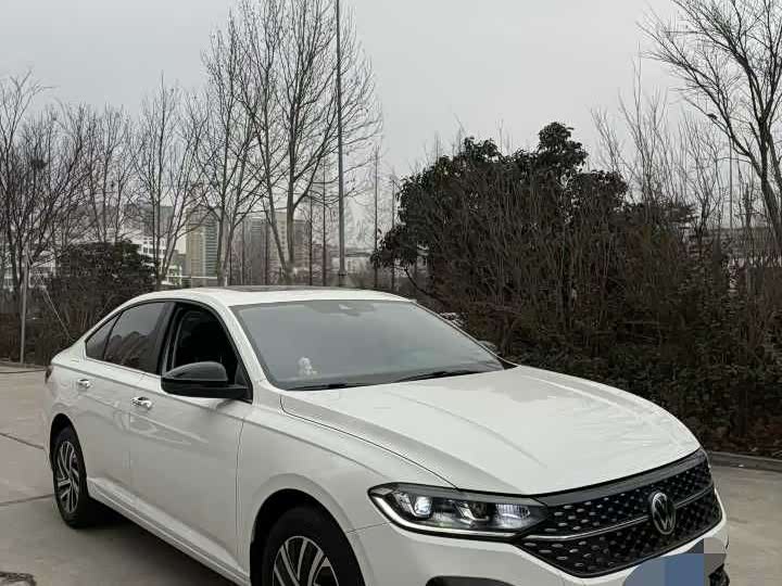 Фото 1 - Volkswagen Lavida