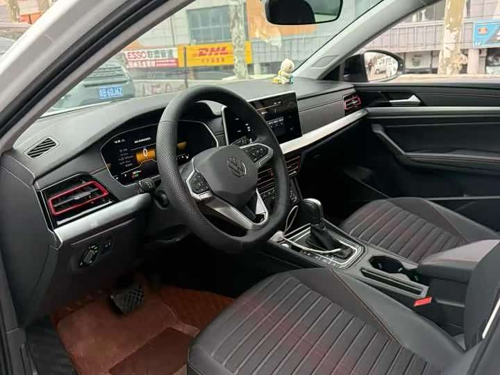 Фото 2 - Volkswagen Lavida