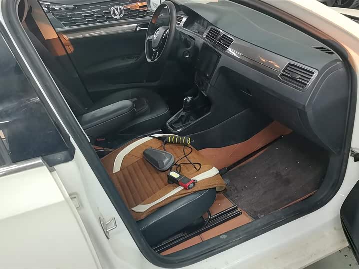 Фото 8 - Volkswagen Santana