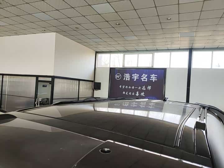 Фото 8 - Land Rover Defender