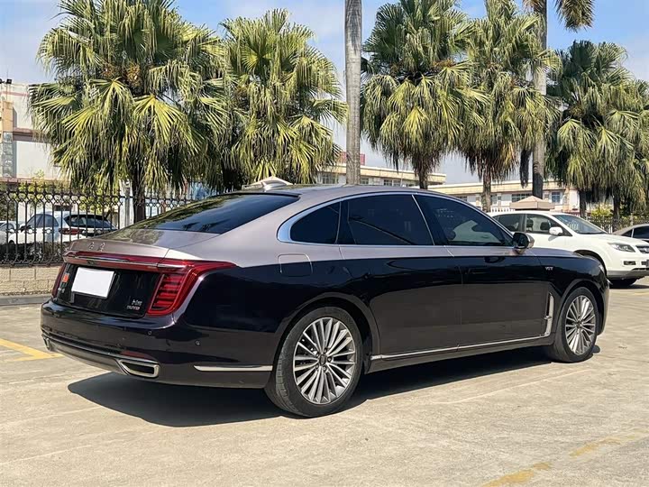 Фото 7 - Hongqi H9