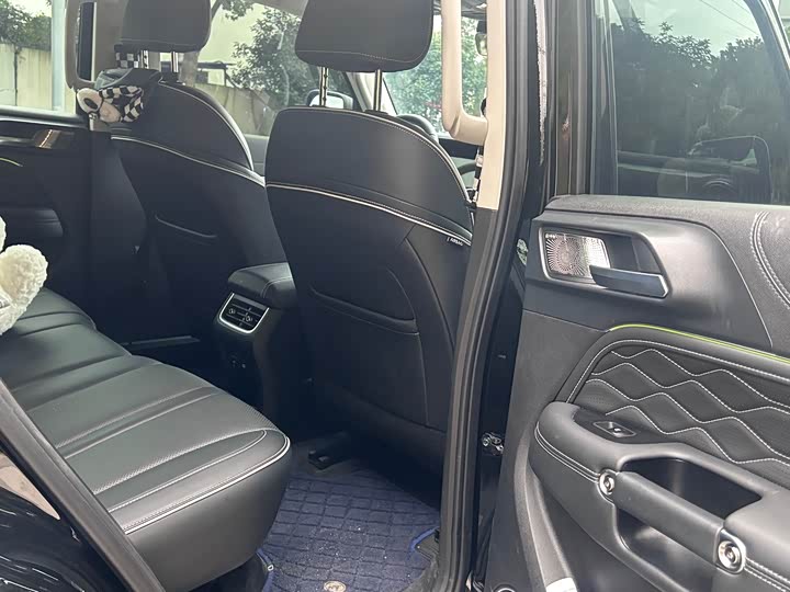 Фото 9 - Tank 300