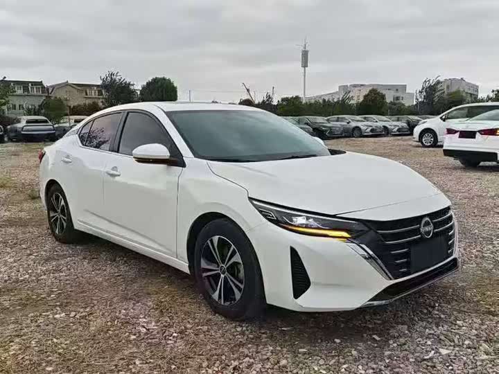 Фото 3 - Nissan Sylphy