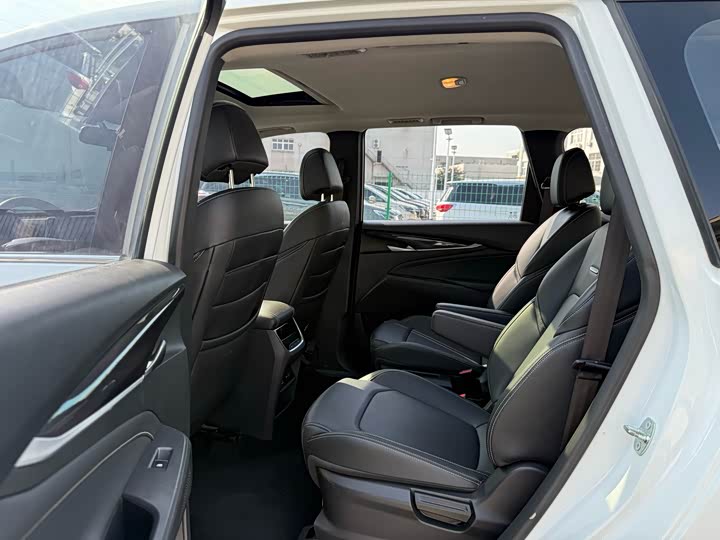 Фото 6 - Maxus G50