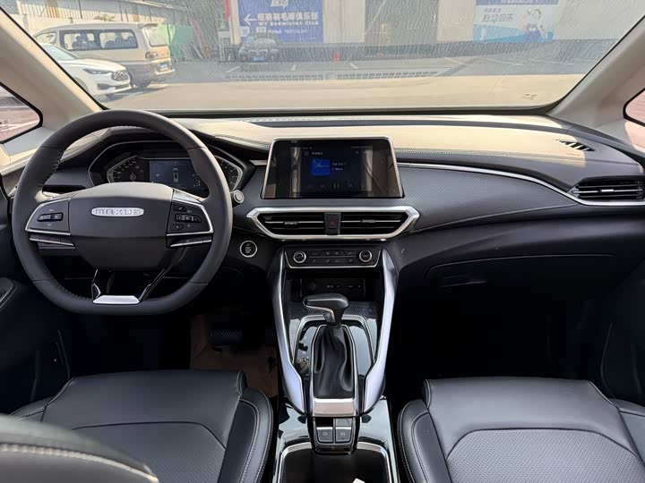 Фото 7 - Maxus G50