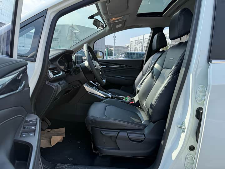 Фото 8 - Maxus G50