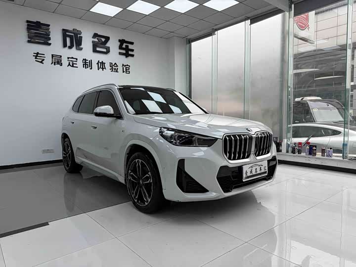 Фото 1 - BMW X1