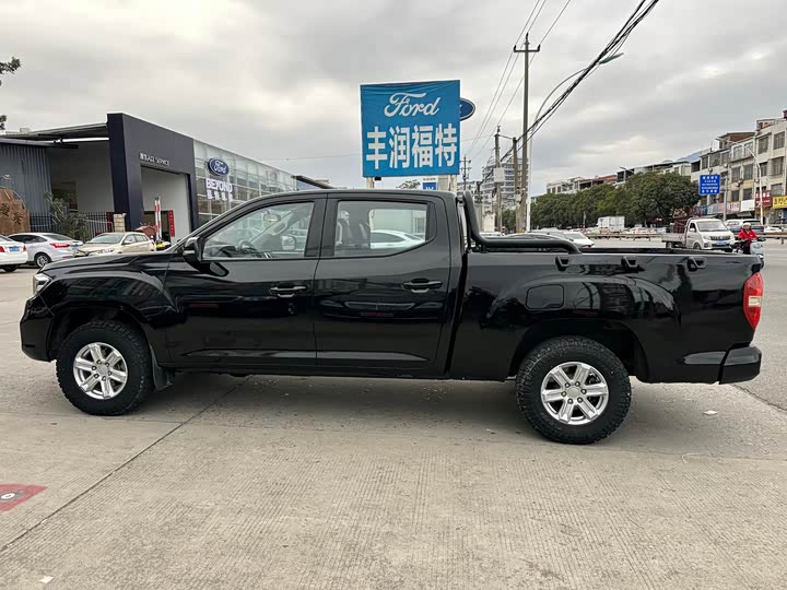 Фото 4 - Maxus T70