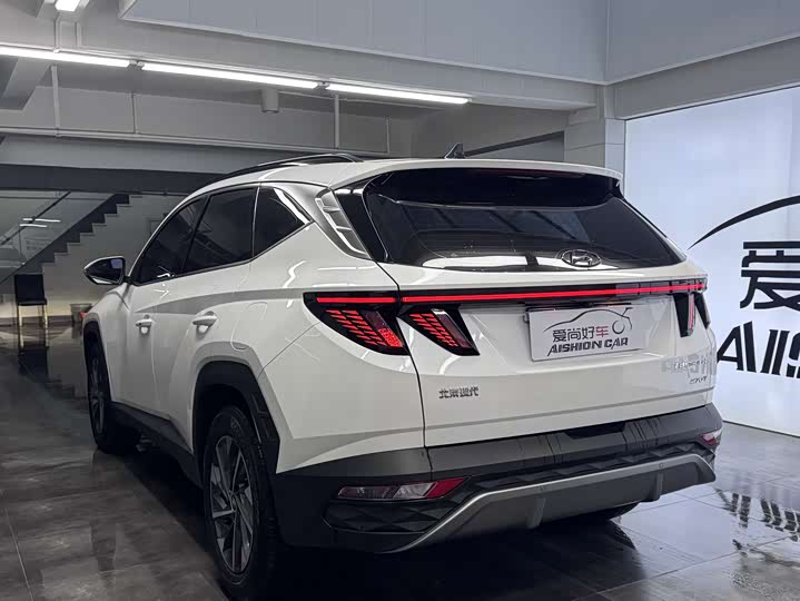 Фото 5 - Hyundai Tucson L