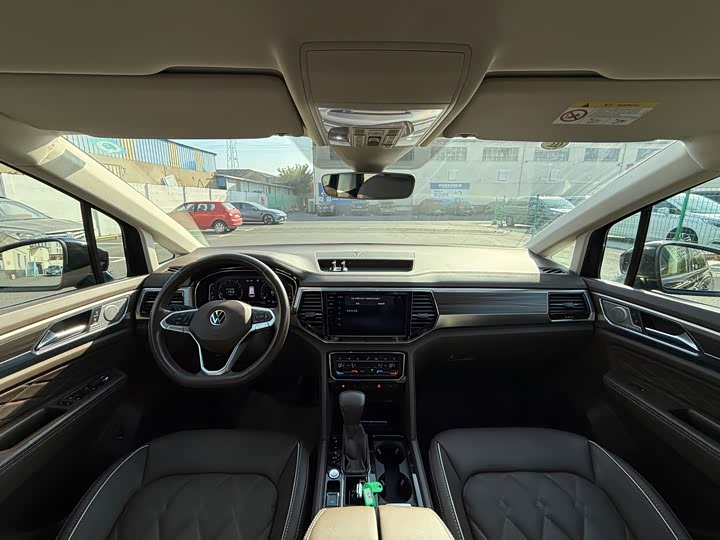 Фото 4 - Volkswagen Viloran