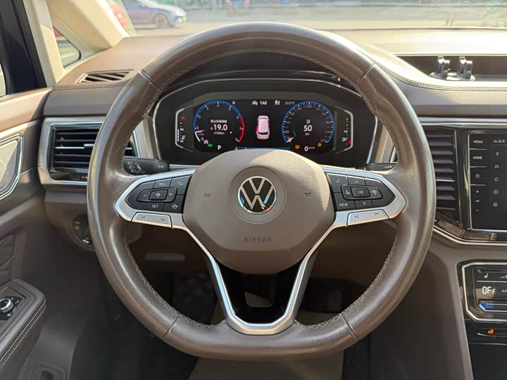 Фото 7 - Volkswagen Viloran