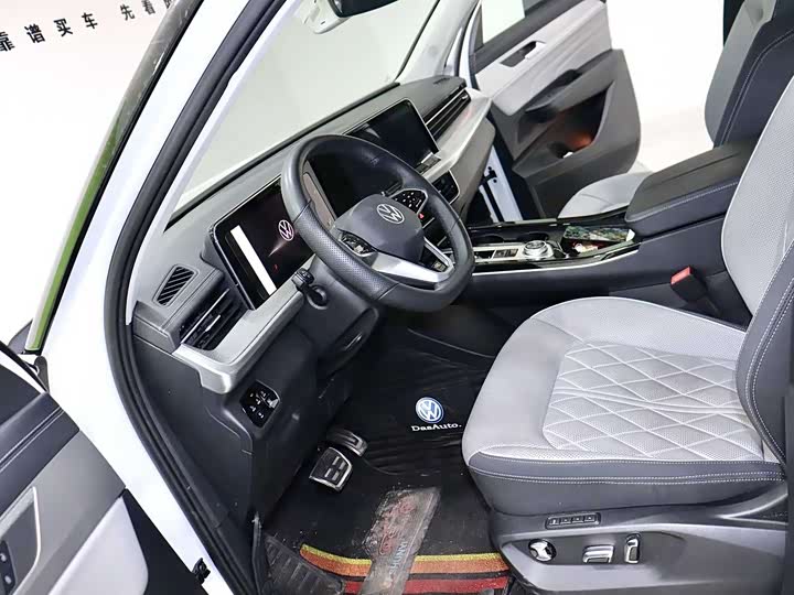 Фото 6 - Volkswagen Tavendor