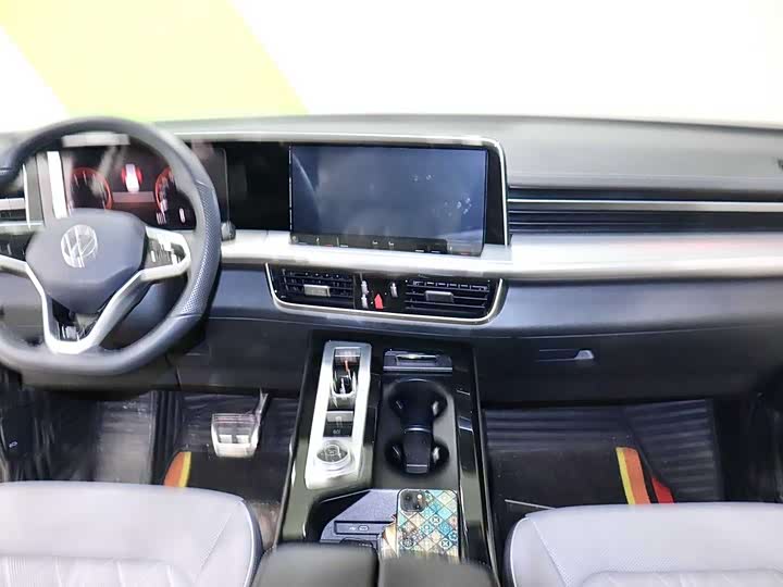 Фото 7 - Volkswagen Tavendor