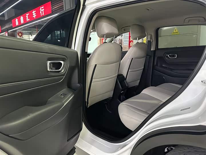 Фото 4 - Honda Vezel