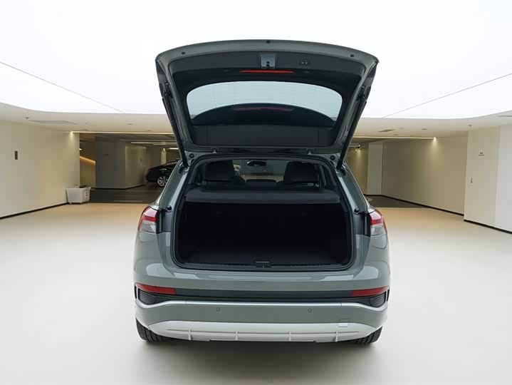 Фото 6 - Audi Q4 e-tron