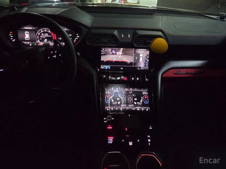 Фото 6 - Lamborghini Urus