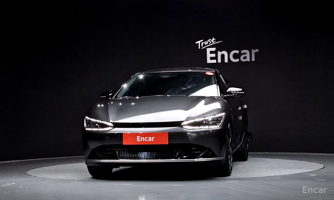 Фото 3 - Kia EV6