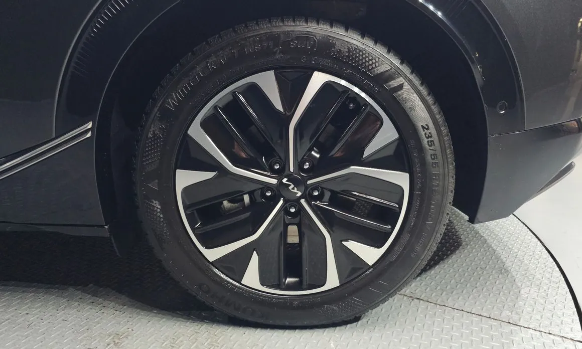 Фото 5 - Kia EV6