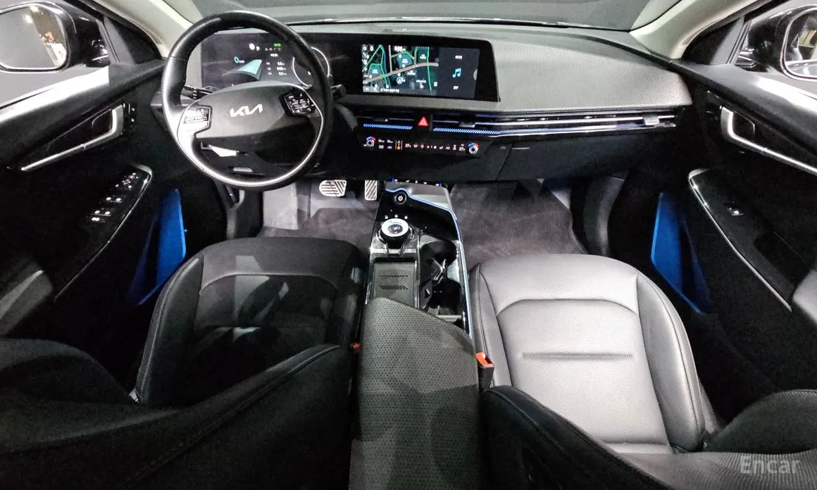 Фото 7 - Kia EV6