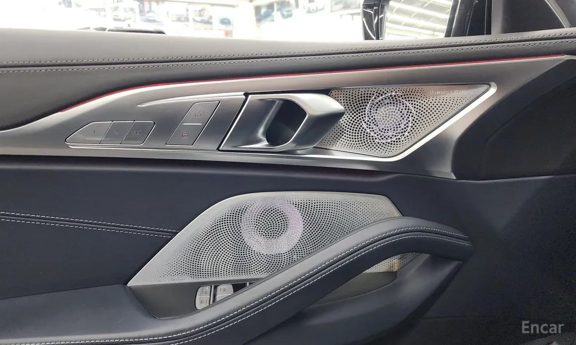 Фото 16 - BMW 8 Series