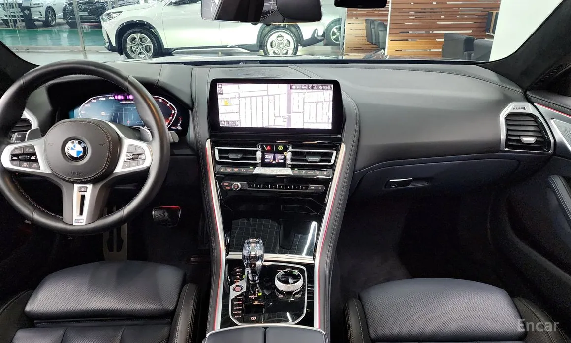 Фото 7 - BMW 8 Series