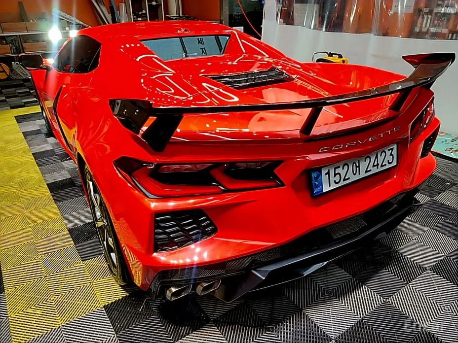 Фото 10 - Chevrolet Corvette