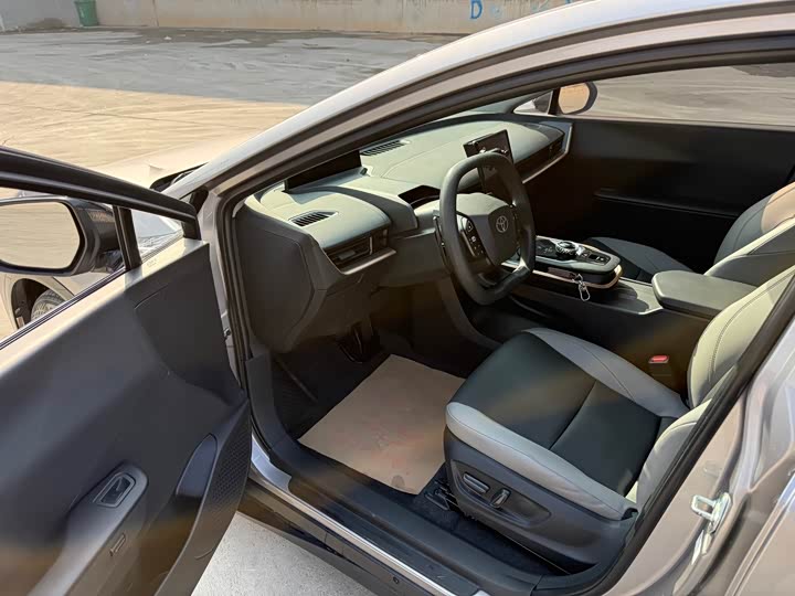 Фото 7 - Toyota bZ3