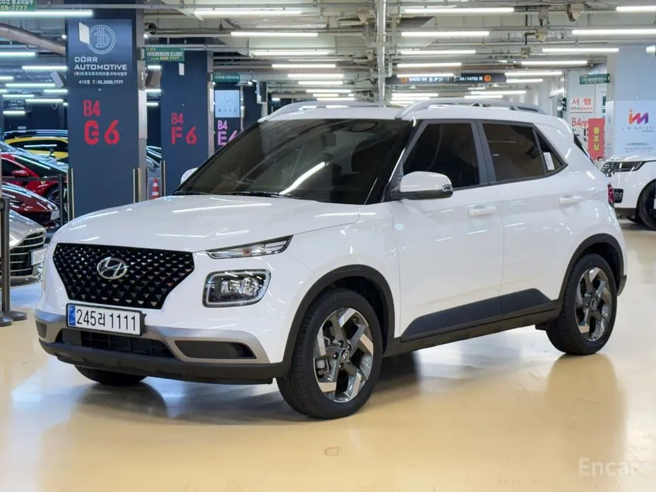 Photo 1 - Hyundai Venue