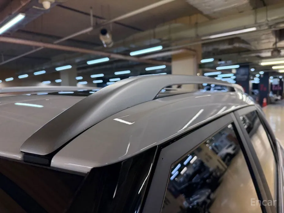 Photo 20 - Hyundai Venue