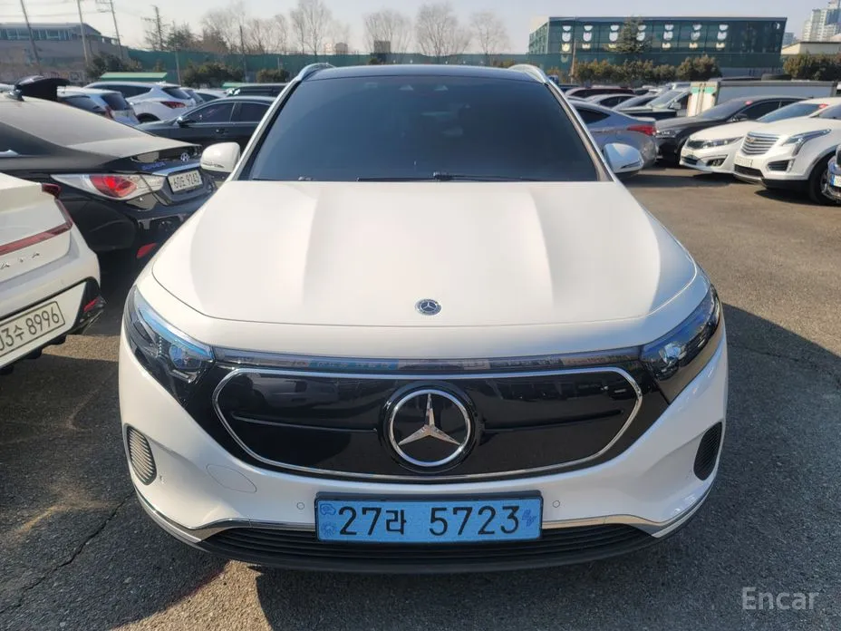 Фото 1 - Mercedes-Benz EQA